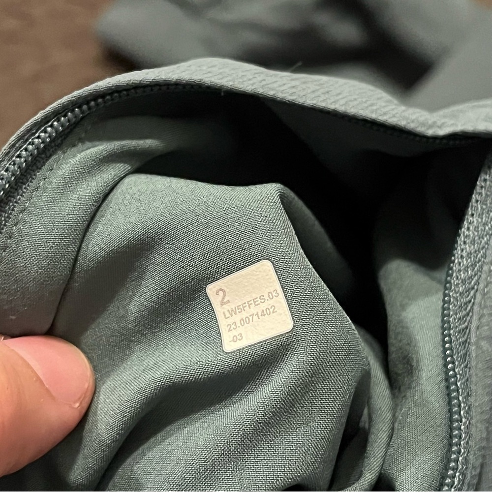 Lululemon License To Train High Rise Pants In Medium Forest - Picture 5 of 7